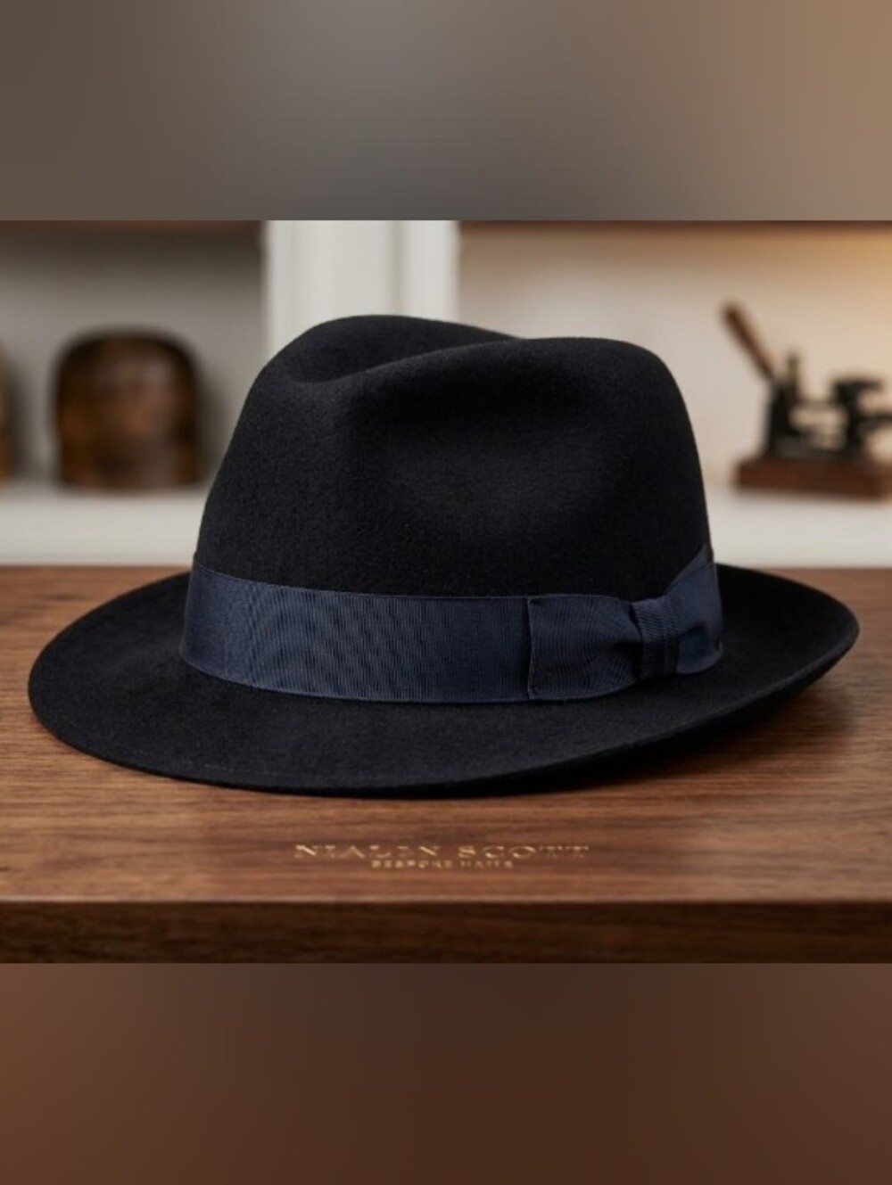 UNIQLO INES DE LA FRESSANGE Black 100% Wool Fedora Hat w/Wide Navy Band (Sz S/M)
